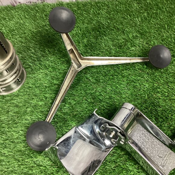 Saladmaster Machine Food Processor Salad Cutter Slicer Shredder - Picture 9 of 13